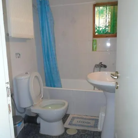 Apartment Diogenis 80m2 Near Town Center