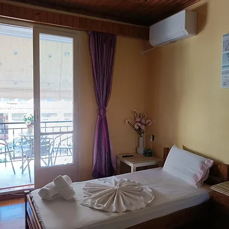 Diogenis Flat Apartment 70M2 Near Town Center