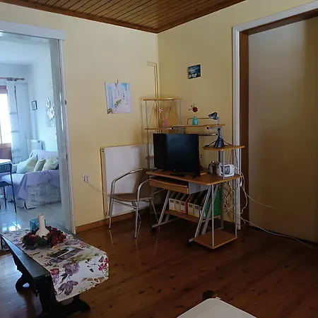 Diogenis 80m2 Near Town Center Apartmán *